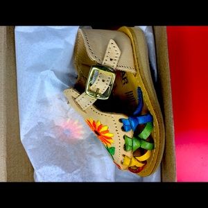 Handmade Sunflower baby shoe size 4 huaraches